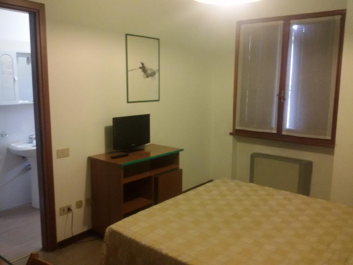 Hotel Fiera Pesaro Extérieur photo