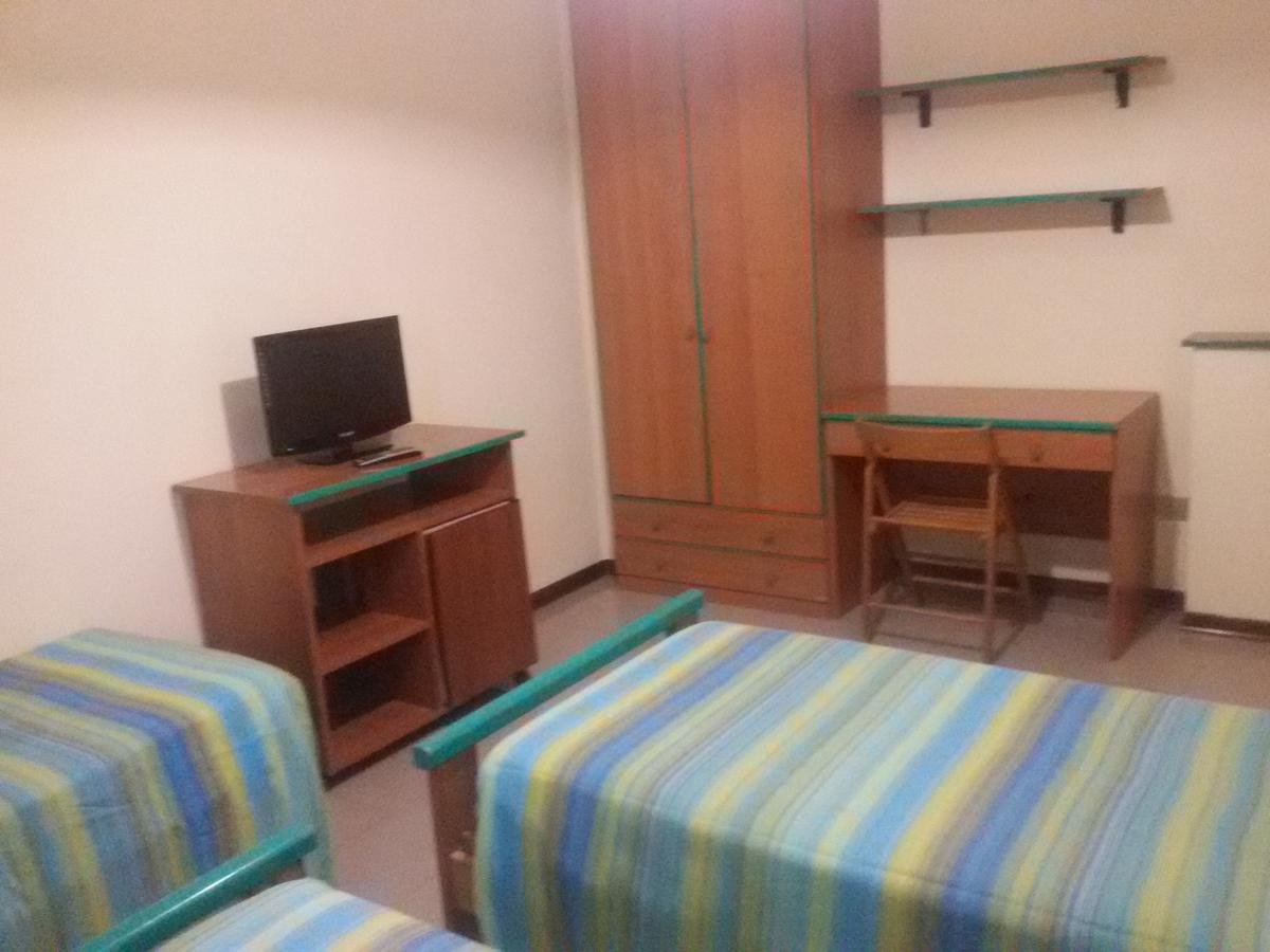 Hotel Fiera Pesaro Extérieur photo